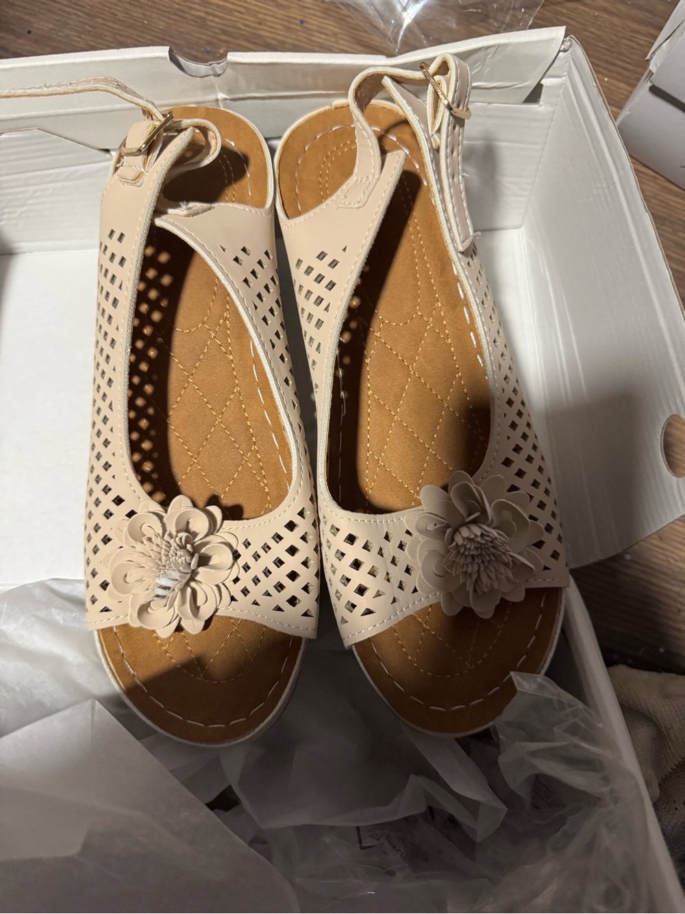 Women’s Beige Floral Slingback Sandals